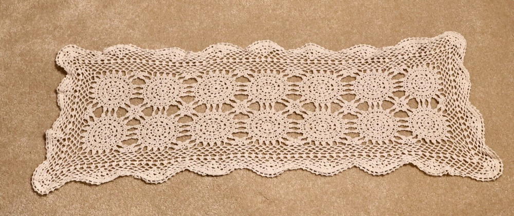 Hand Crocheted Table Runner Ivory Floral Scalloped Edge 33x12 Vintage